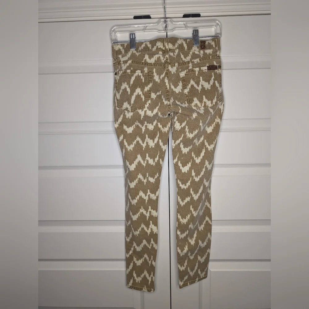 7 For All Mankind Size 24 Skinny Cropped Jeans Tan with Cream Chevron Women - Picture 2 of 10